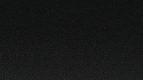 欧洲杯场外聚焦：莱万爱妻安娜领衔“太太团”争艳时刻